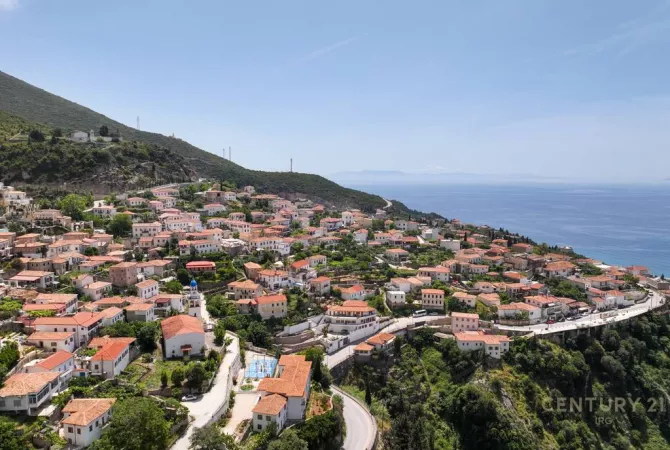 Shtepi ne shitje 4+1 ne Himare - 1,250,000 Euro