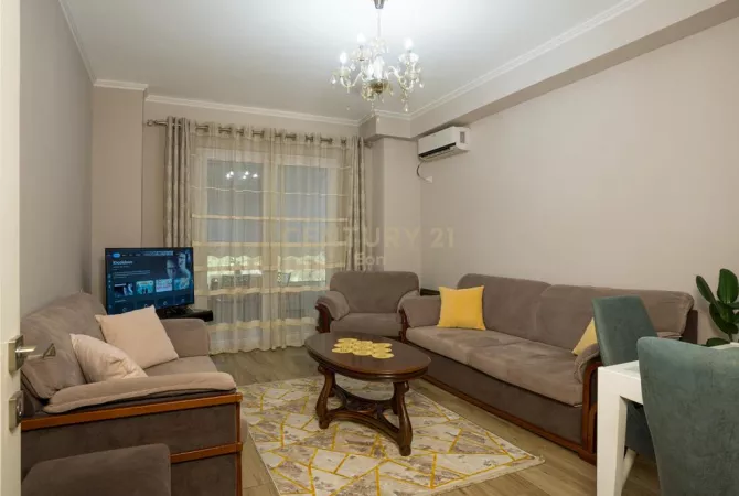 Shtepi ne shitje 1+1 ne Durres - 115,000 Euro