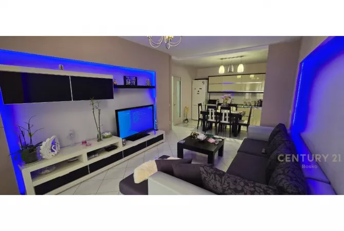 Shtepi ne shitje 2+1 ne Tirane - 275,000 Euro