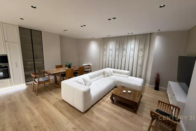 Shtepi me qera 2+1 ne Tirane - 1,500 Euro