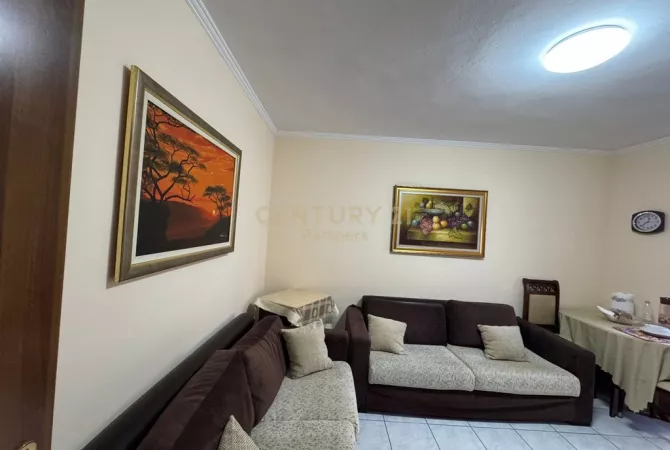 Shtepi ne shitje 2+1 ne Tirane - 130,000 Euro