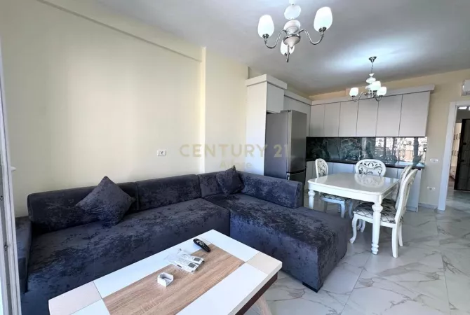 Shtepi me qera 1+1 ne Tirane - 700 Euro