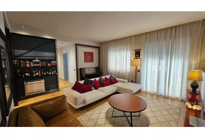Shtepi ne shitje 2+1 ne Tirane - 570,000 Euro