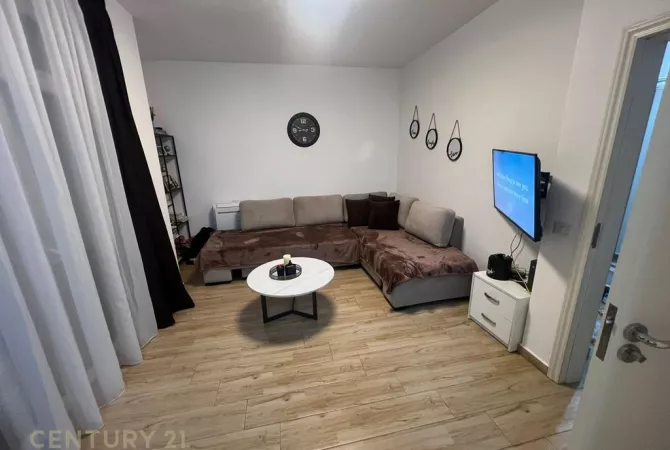 Shtepi me qera 1+1 ne Tirane - 550 Euro