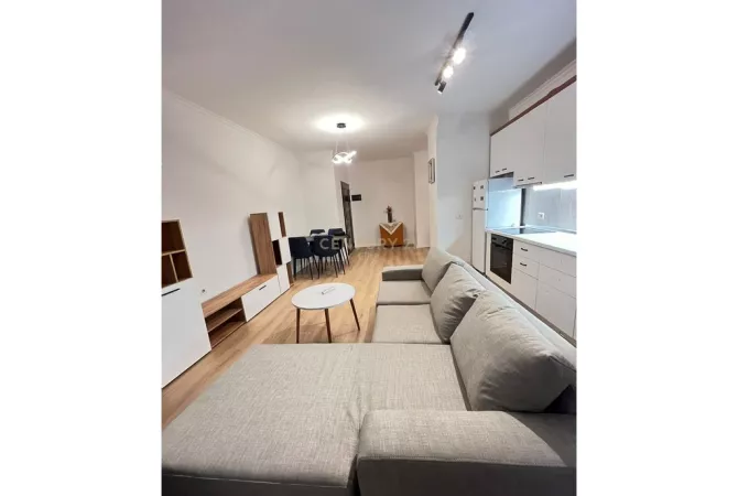 Shtepi me qera 1+1 ne Tirane - 400 Euro
