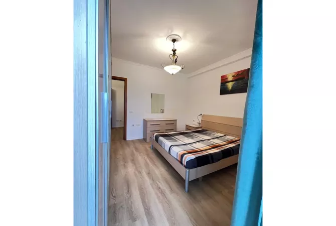 Shtepi me qera 1+1 ne Tirane - 400 Euro