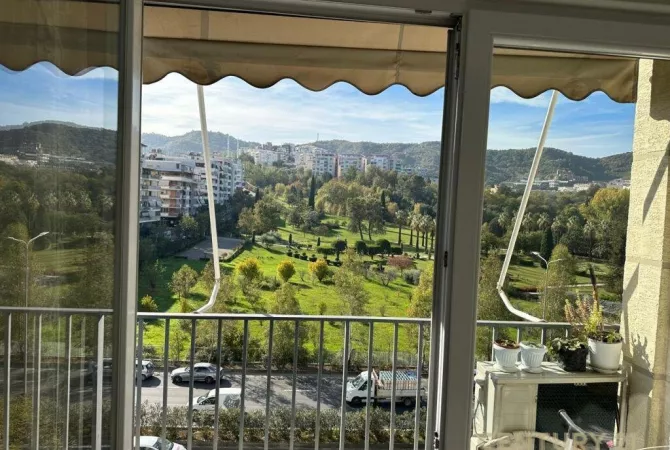 Shtepi me qera 2+1 ne Tirane - 700 Euro