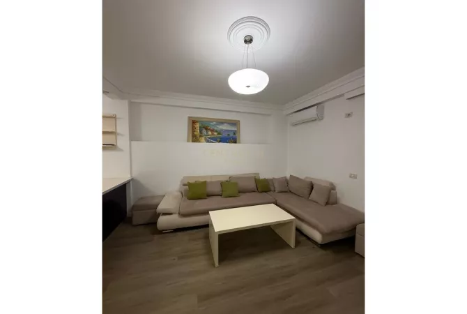 Shtepi me qera 1+1 ne Tirane - 650 Euro