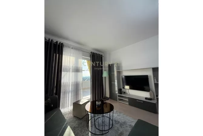 Shtepi me qera 2+1 ne Tirane - 650 Euro