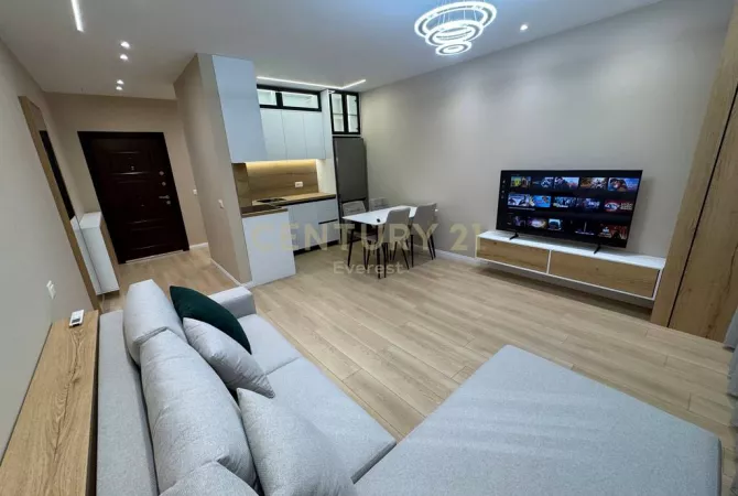 Shtepi ne shitje 2+1 ne Tirane - 250,000 Euro
