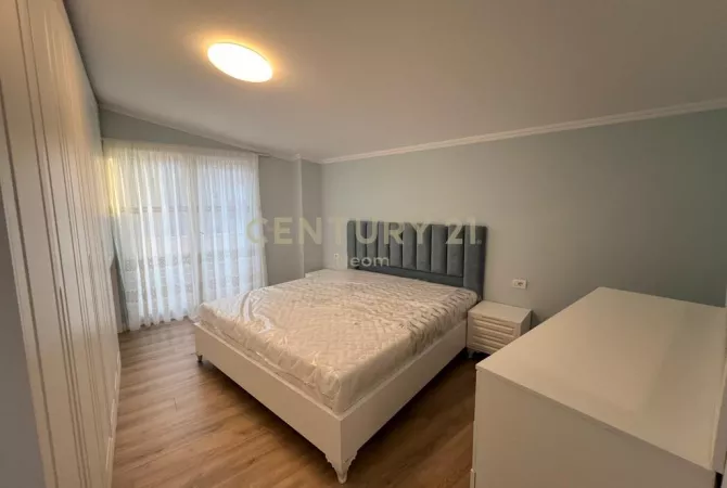 Shtepi me qera 2+1 ne Tirane - 1,000 Euro