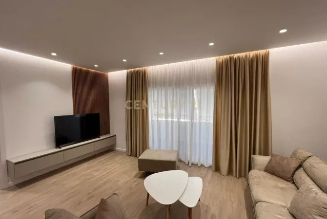 Casa in affitto 2+1 a Tirana - 1,200 Euro