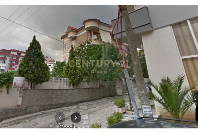 Ambient biznesi ne shitje 1+1 ne Tirane - 180,000 Euro