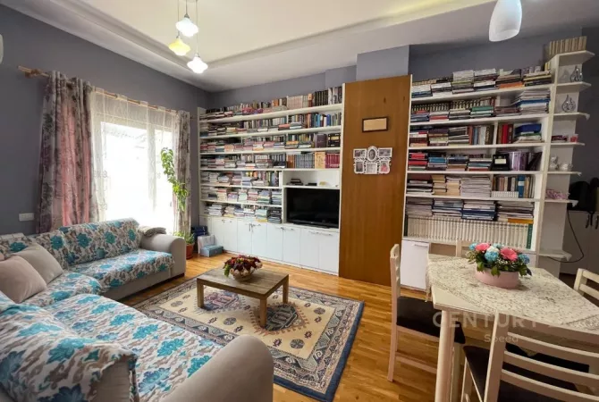 Shtepi ne shitje 2+1 ne Tirane - 140,000 Euro