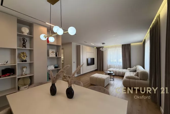 Shtepi me qera 2+1 ne Tirane - 1,400 Euro