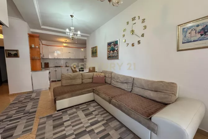 House for Rent 2+1 in Tirana - 400 Euro
