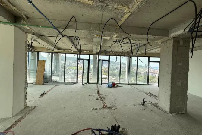 Shtepi me qera 3+1 ne Tirane - 5,000 Euro