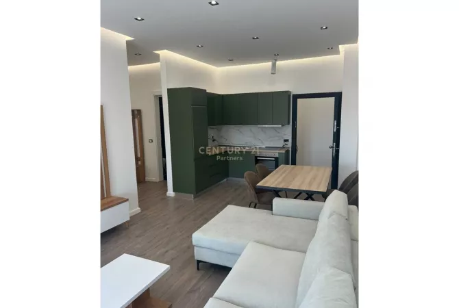 Shtepi me qera 2+1 ne Tirane - 575 Euro