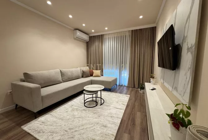 Shtepi me qera 1+1 ne Tirane - 1,000 Euro