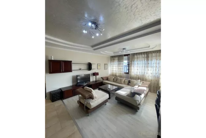 House for Rent 3+1 in Tirana - 900 Euro