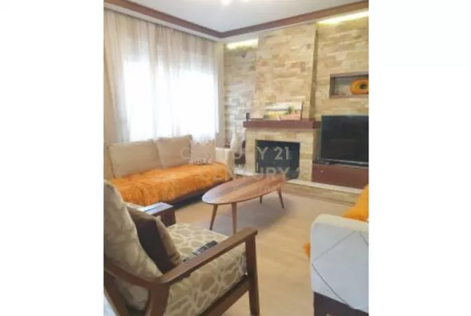 House for Rent 2+1 in Tirana - 900 Euro