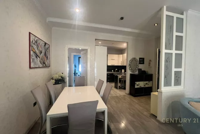 House for Rent 3+1 in Tirana - 1,300 Euro