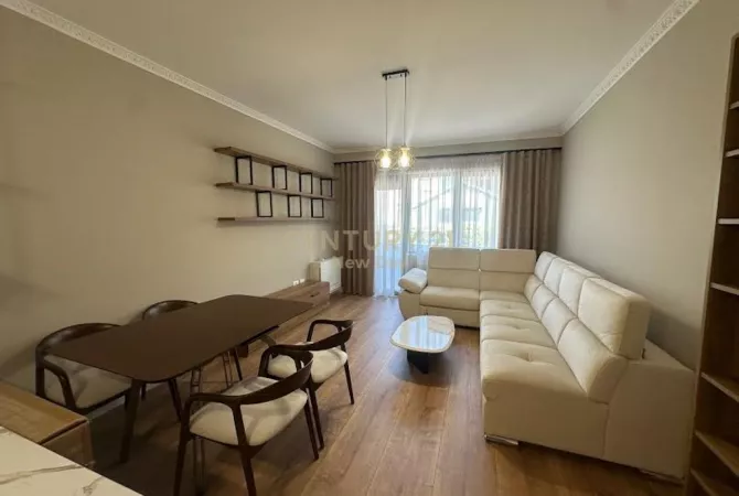 Shtepi me qera 2+1 ne Tirane - 900 Euro