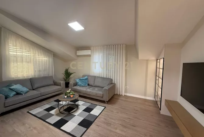 Casa in affitto 2+1 a Tirana - 1,100 Euro