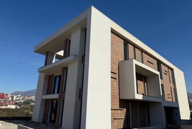 Casa in vendita 2+1 a Tirana - 294,000 Euro