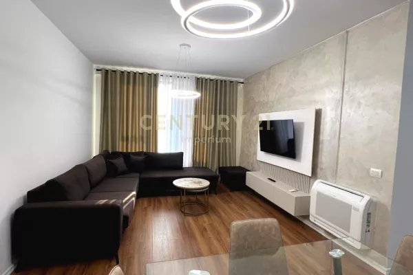 Shtepi me qera 2+1 ne Tirane - 1,000 Euro