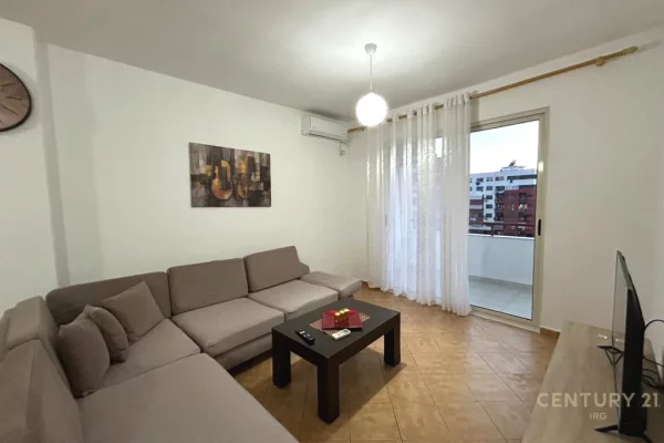 Shtepi me qera 2+1 ne Tirane - 550 Euro