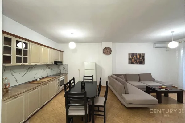 Shtepi me qera Apartament ne Tirane, 2+1, Mobilimi E mobiluar, Pagesa 550  Euro.