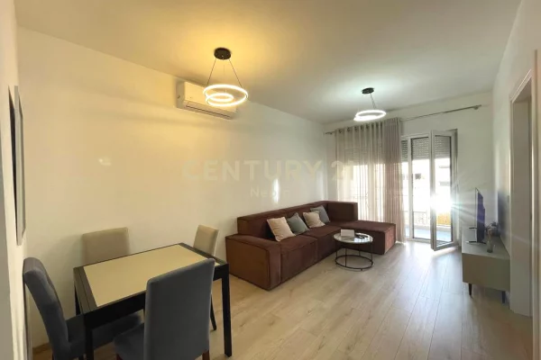 Shtepi me qera 1+1 ne Tirane - 700 Euro