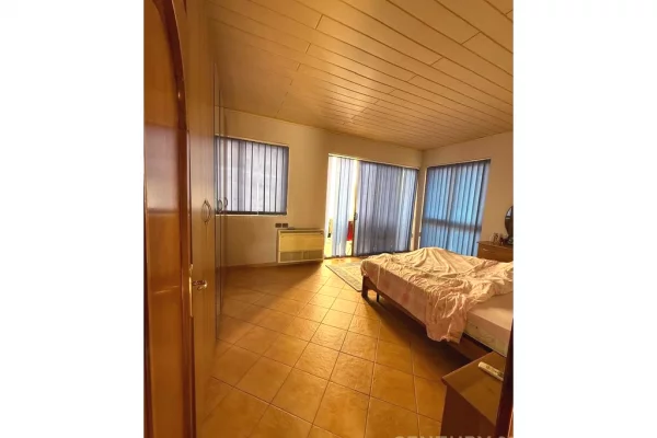 Shtepi ne shitje Vila Luksoze ne Tirane, 4+1, Mobilimi E mobiluar, Pagesa 500,000  Euro.