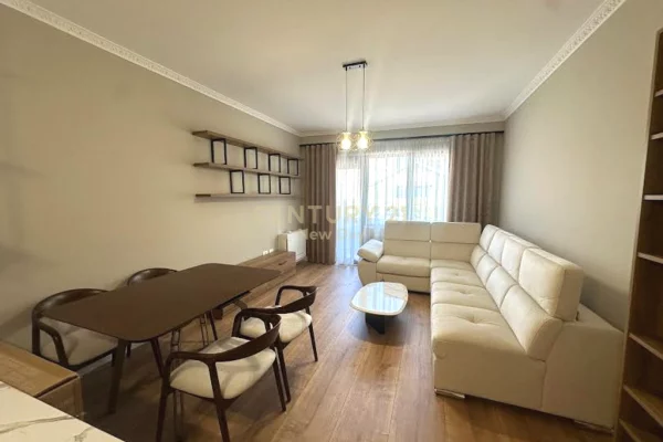 Casa in affitto 2+1 a Tirana - 880 Euro