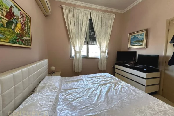 Shtepi ne shitje 1+1 ne Tirane - 175,000 Euro