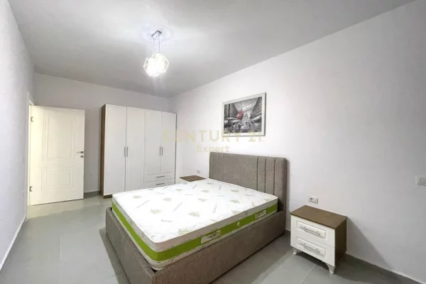Shtepi me qera Apartament ne Tirane, 1+1, Mobilimi E mobiluar, Pagesa 800  Euro.