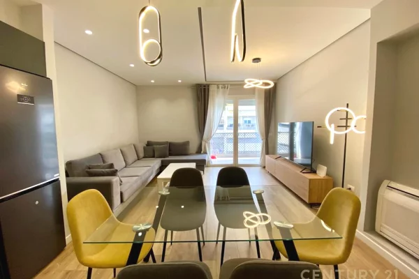 Casa in affitto 2+1 a Tirana - 1,100 Euro