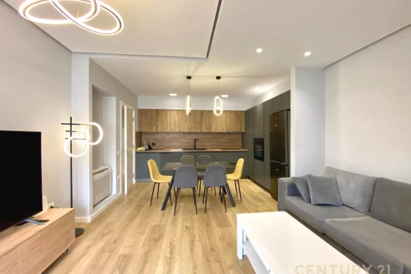 Casa in affitto 2+1 a Tirana - 1,100 Euro