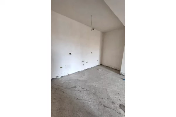 Shtepi ne shitje 1+1 ne Tirane - 288,000 Euro