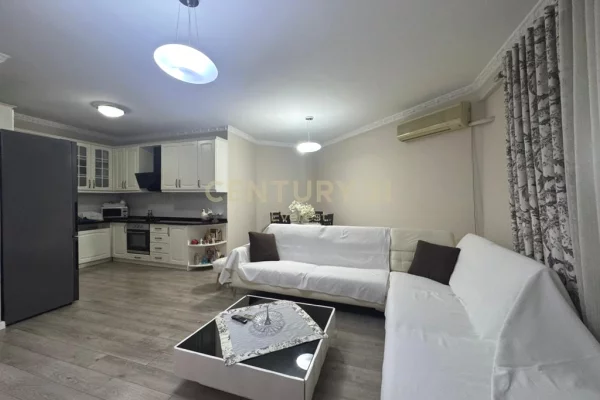 Shtepi ne shitje 2+1 ne Tirane - 250,000 Euro
