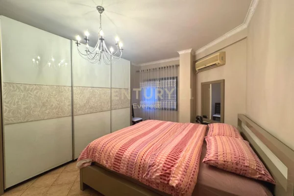 Shtepi ne shitje Apartament ne Tirane, 2+1, Mobilimi E mobiluar, Pagesa 250,000  Euro.