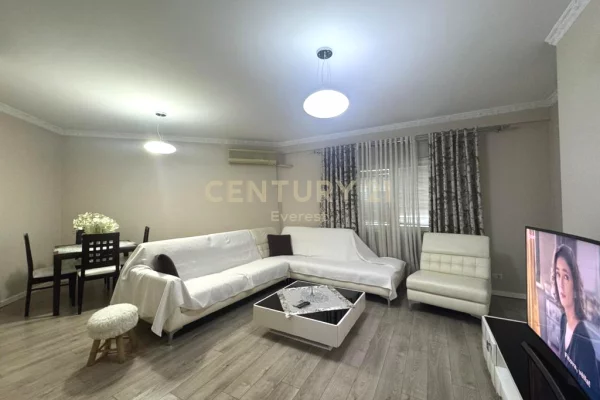 Shtepi ne shitje 2+1 ne Tirane - 250,000 Euro