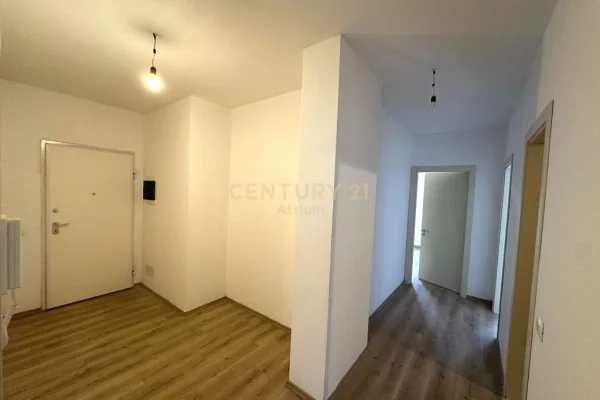 Shtepi ne shitje 2+1 ne Tirane - 195,000 Euro