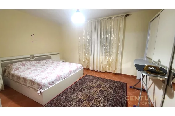 Shtepi ne shitje Apartament ne Tirane, 1+1, Mobilimi E mobiluar, Pagesa 88,000  Euro.