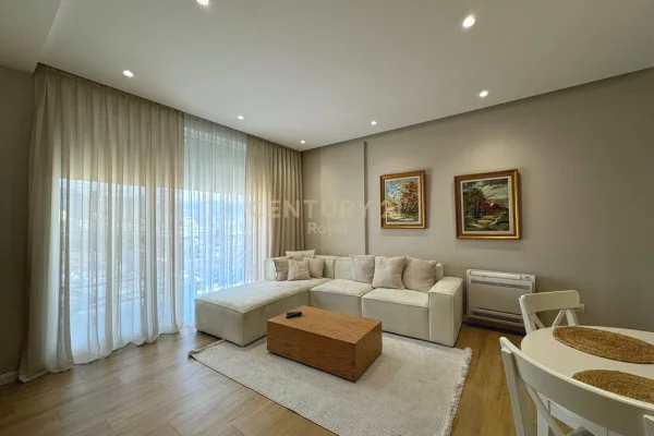 Shtepi me qera 2+1 ne Tirane - 1,200 Euro