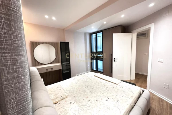 Shtepi me qera Apartament ne Tirane, 2+1, Mobilimi E mobiluar, Pagesa 850  Euro.