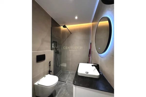 Shtepi me qera Apartament ne Tirane, 2+1, Mobilimi E mobiluar, Pagesa 850  Euro.