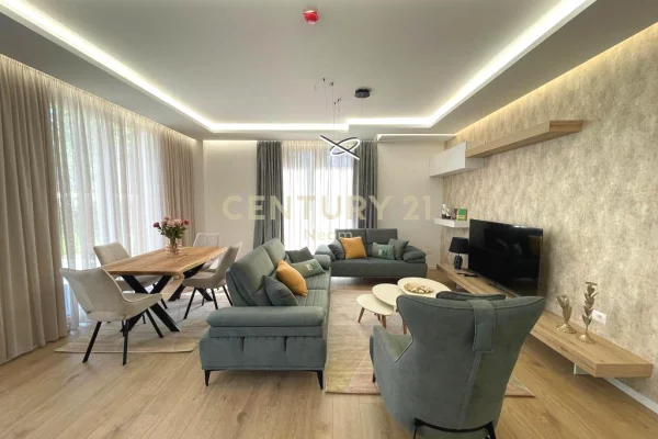 House for Rent 3+1 in Tirana - 2,300 Euro