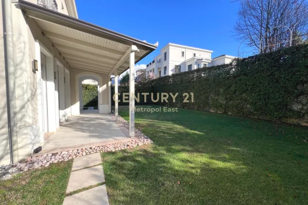 Casa in affitto 4+1 a Tirana - 4,300 Euro